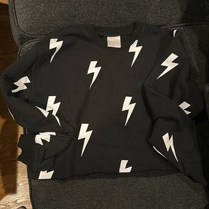 Starfit small lightening bolt black sweatshirt
